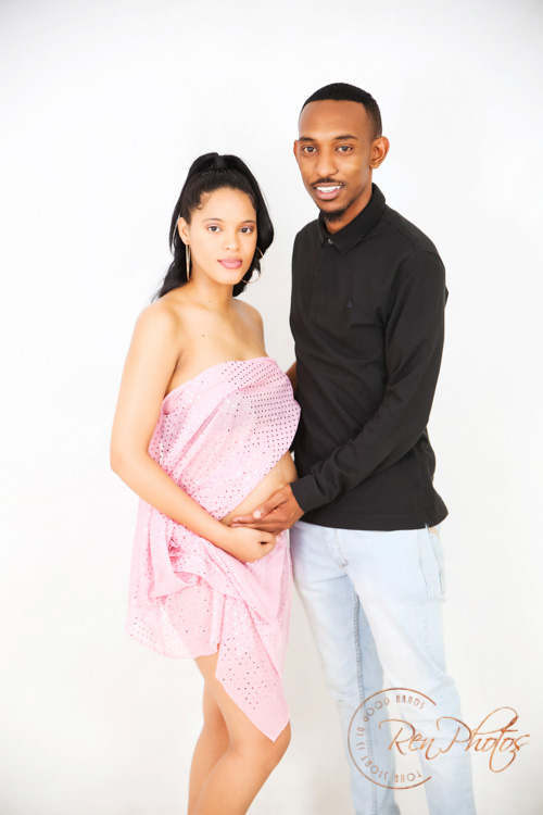 10 Top Pregnancy Photoshoot Ideas That Make Your Heart Melt!
