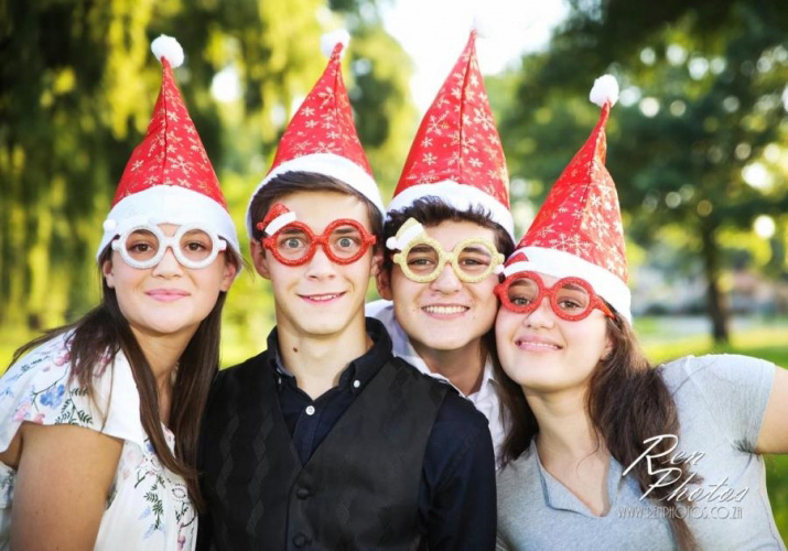 family christmas photoshoot ideas