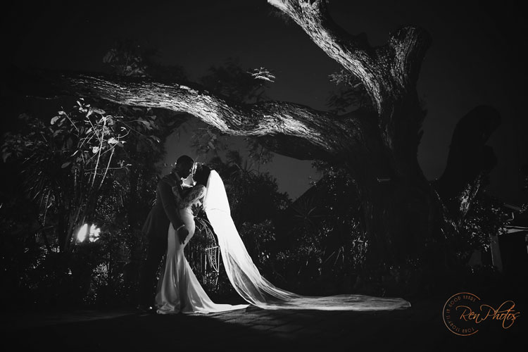 wedding day photo moments