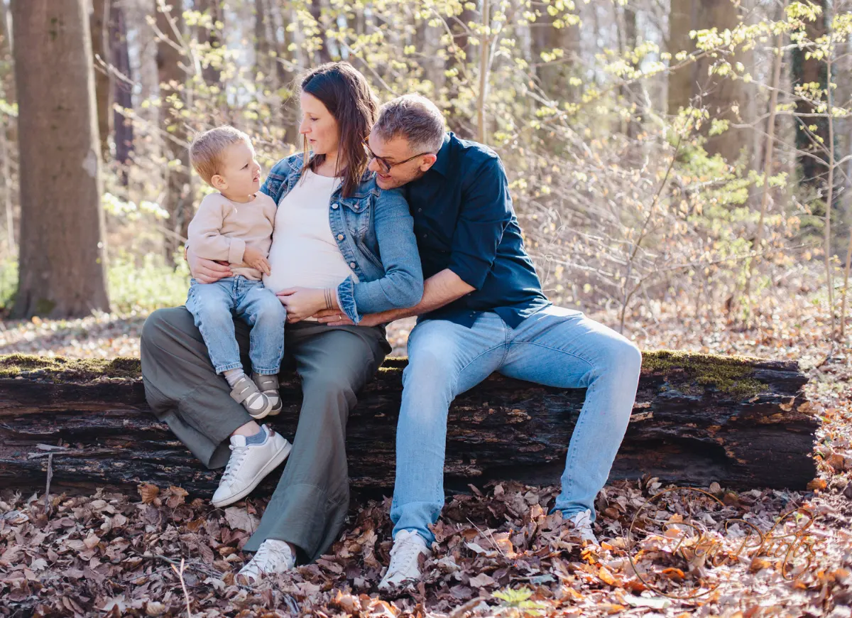 creative maternity photography ideas